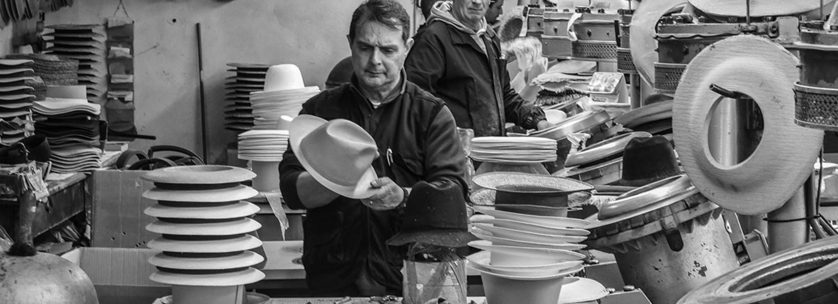 Tesi Hats