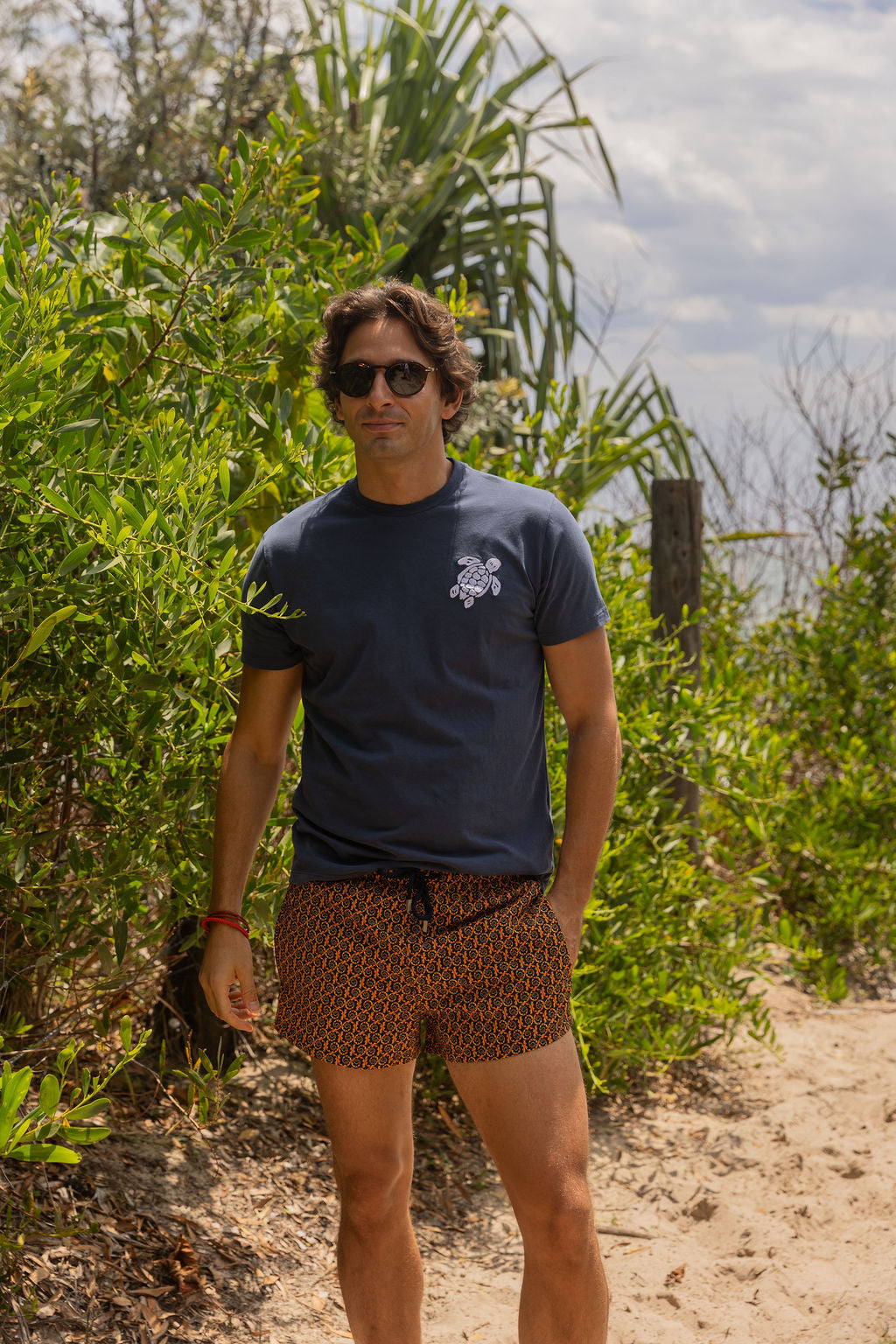 VILEBREQUIN | T-Shirt With Turtle Motif | Navy