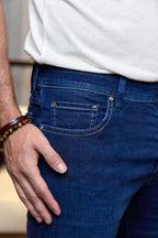 JACOB COHEN | Bard Lasor Cut Patch Jeans | Dark Denim