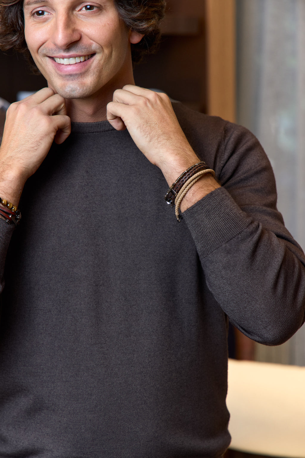 MITCHELL OGILVIE | Virgin Wool Crew Knit | Dark Brown