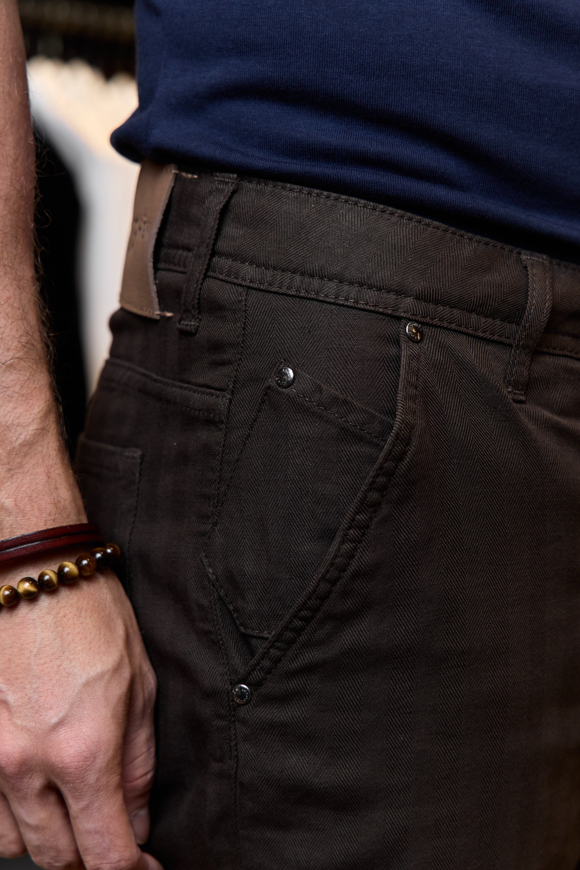 JACOB COHEN | Lou Herringbone Shorts | Chocolate
