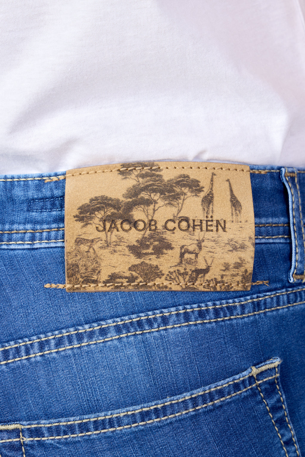 JACOB COHEN | Bard Jeans With Safari Patch | Denim
