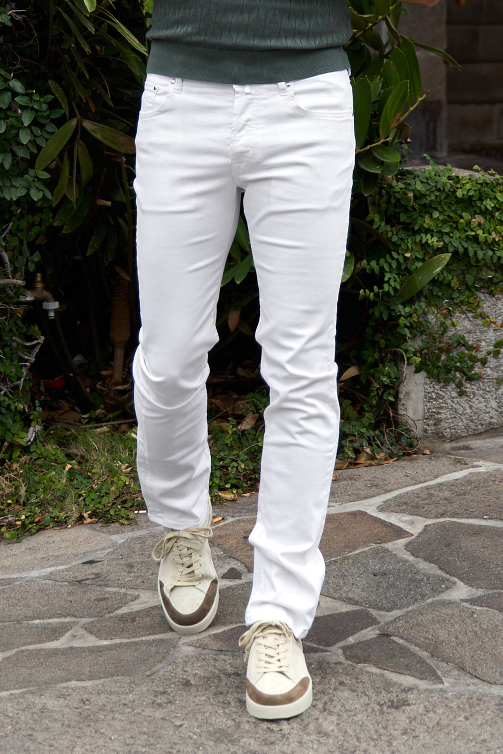 JACOB COHEN | Bard Fine Striped Patch Jeans | White Denim