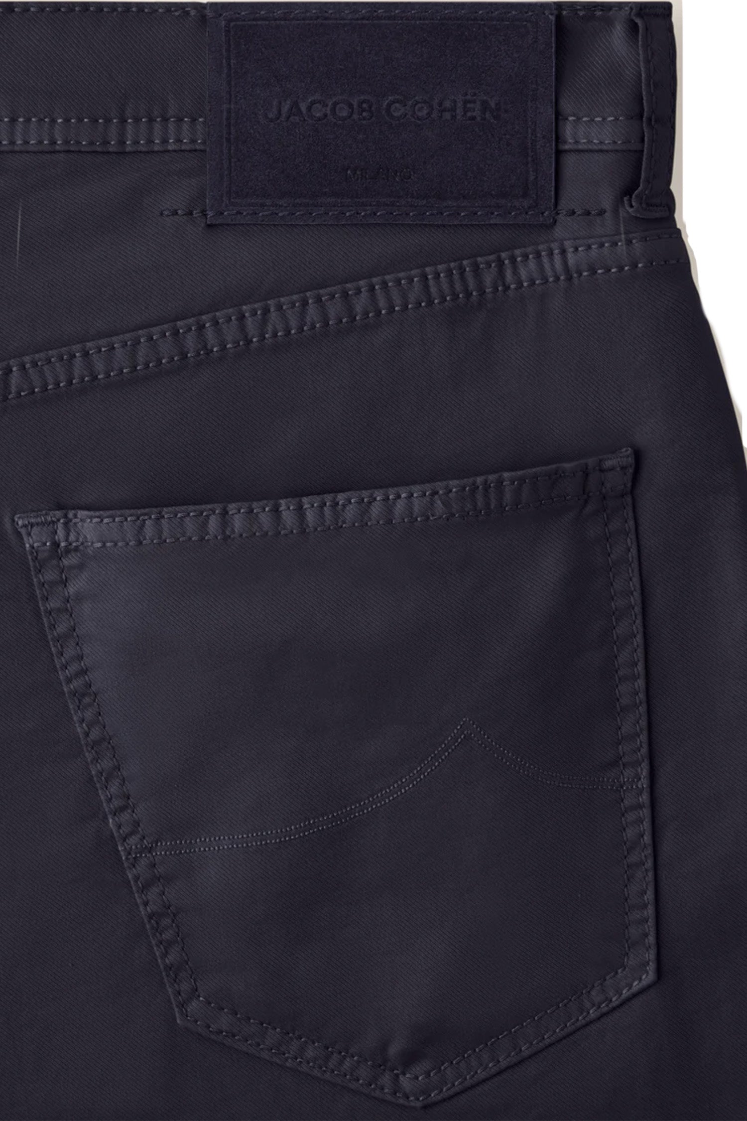 JACOB COHEN | Nicholas Cotton Lyocell Shorts | Navy