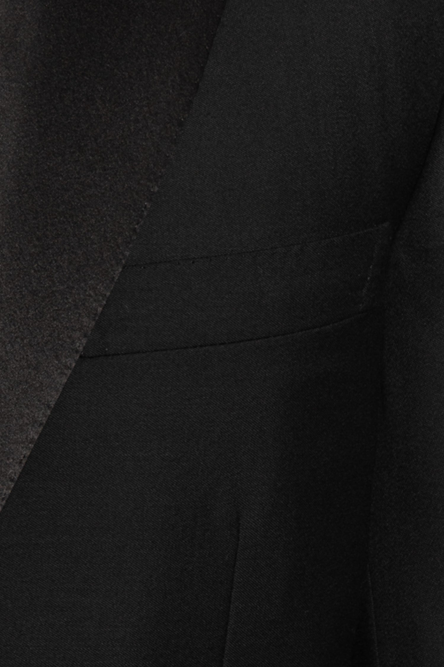 BRIONI | Tuxedo Peak Collar | Black