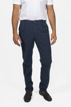 SLOWEAR | 4% Stretch 1 Pleat Chino | Navy
